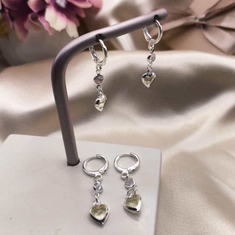 BRINCO ARTICULADOR COM CORAÇÃO E VEDRA AMARELA