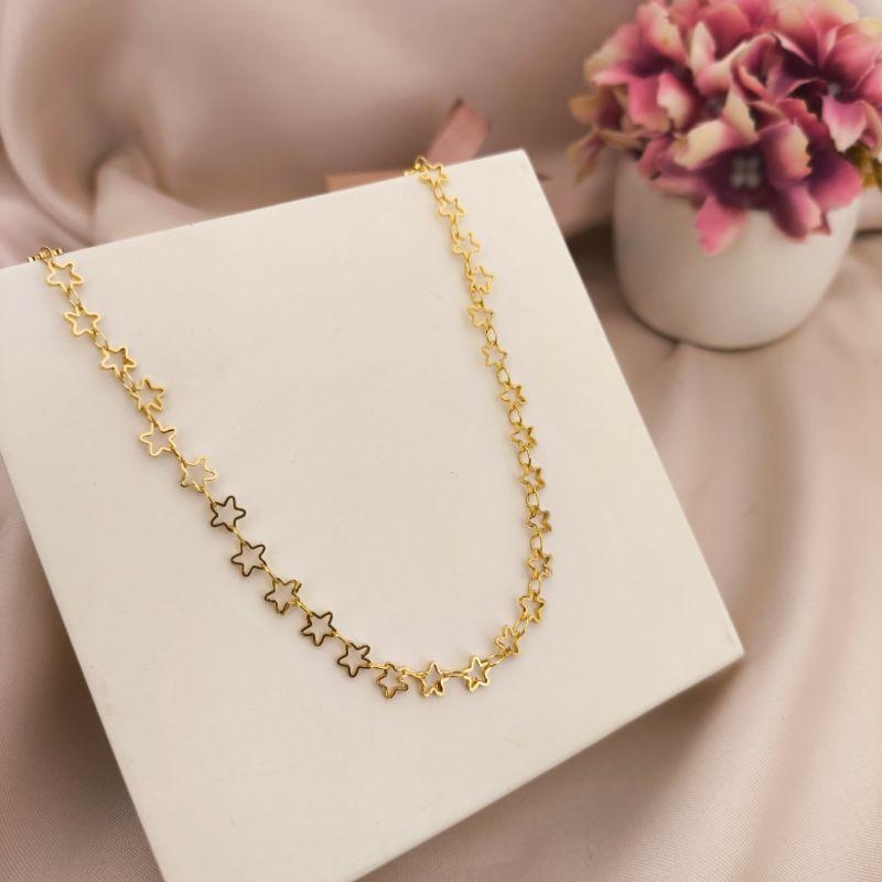 CHOKER TODA EM ESTRELAS VAZADAS