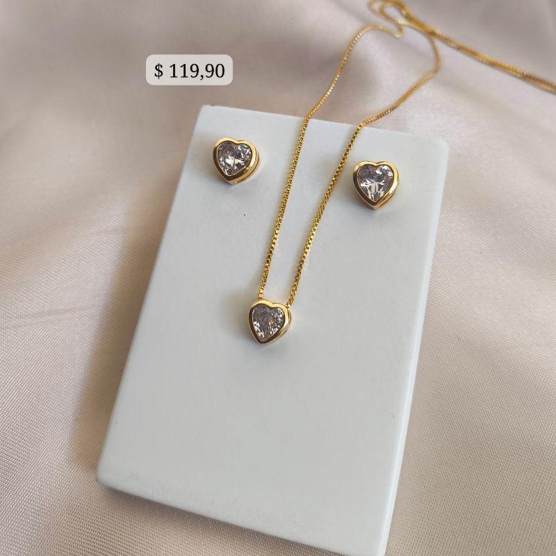 CONJUNTO PEDRA EM FORMA DE CORAÇÃO CAIXA FECHADA P