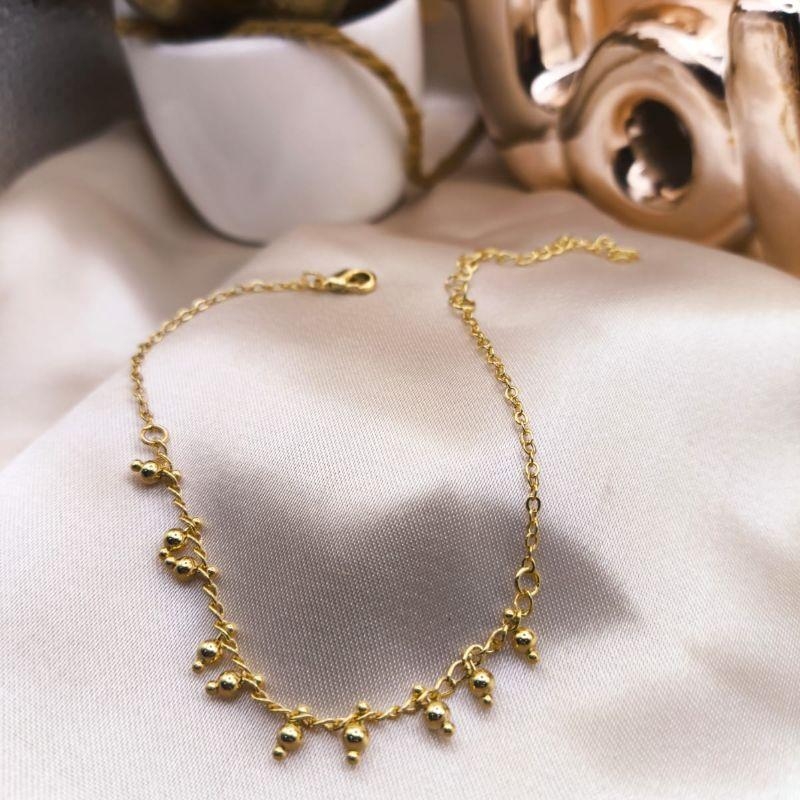 PULSEIRA COM MINI ESFERAS PENDURADAS PONTUDAS