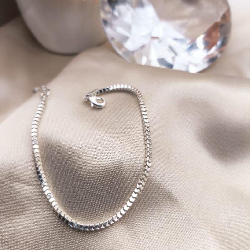 PULSEIRA ESCAMA QUADRICULADA LISA