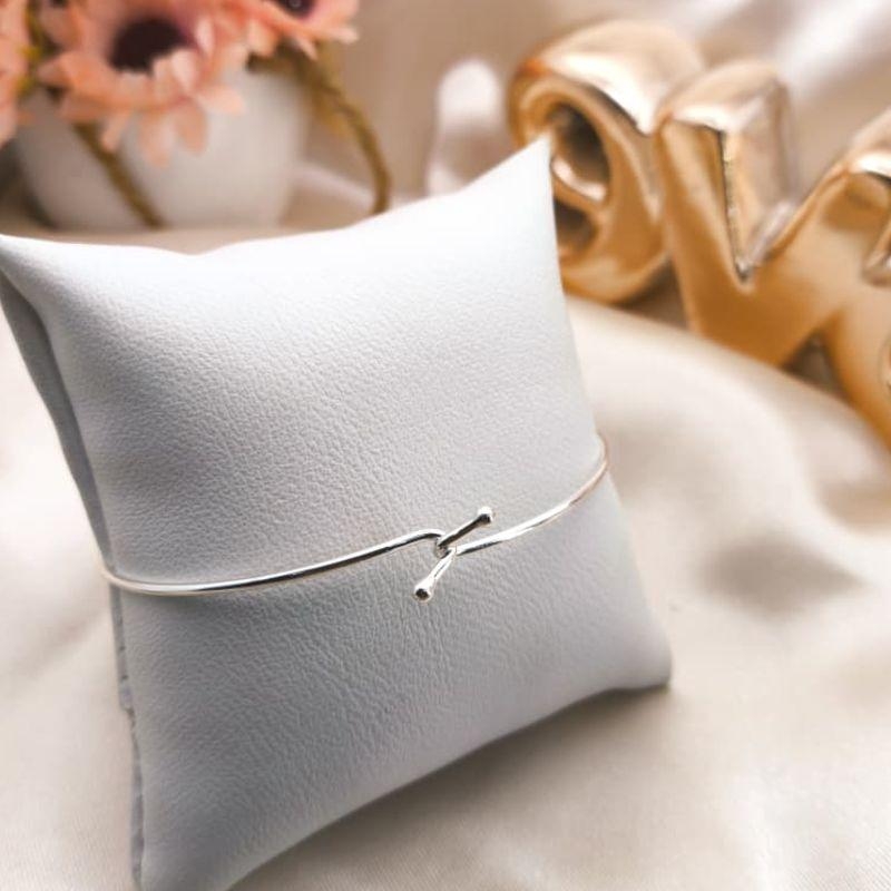 BRACELETE FINO COM TRAVA SO DE ENCAIXE