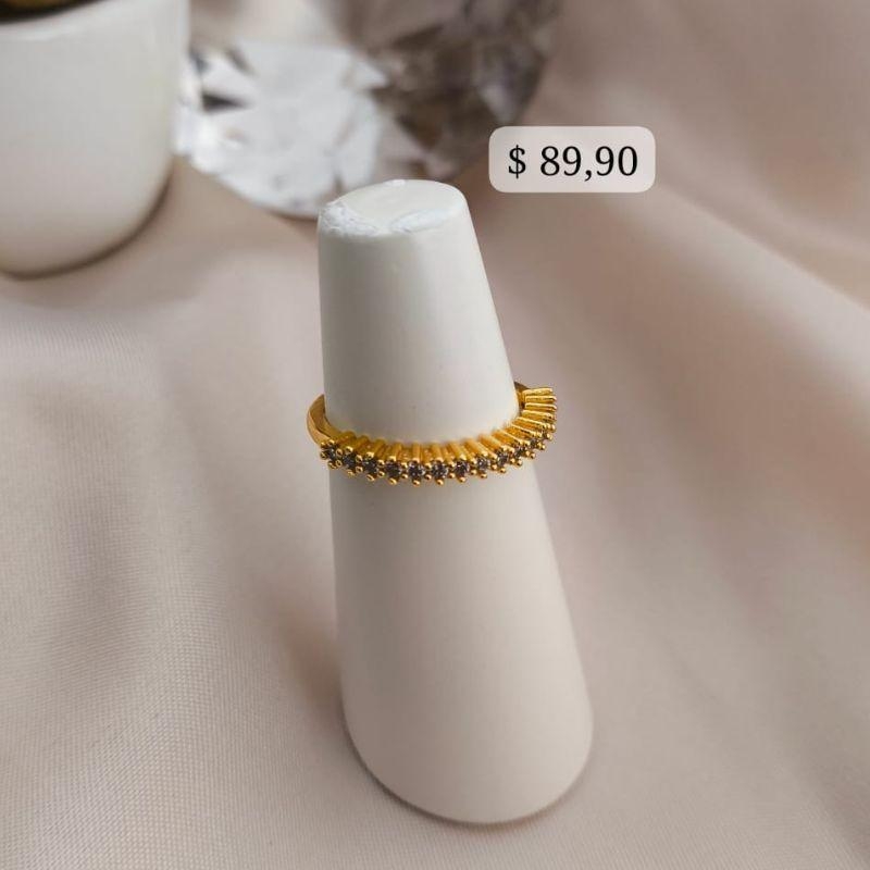 ANEL APARADOR COM PEDRAS EM DETALHES