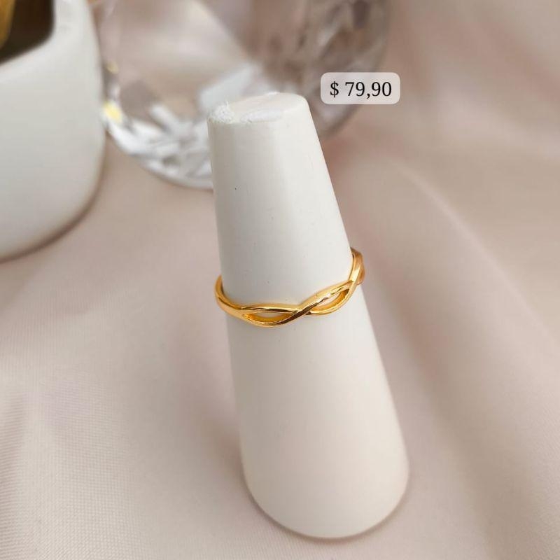 ANEL COM 3 CIRCULO OVAIS LISOS VAZADOS