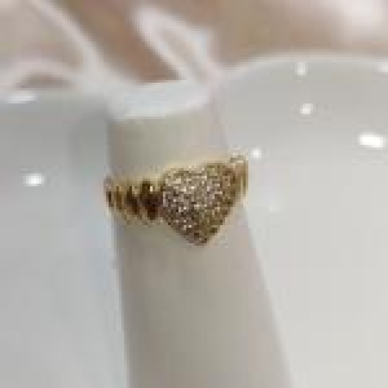 ANEL CORAÇÃO CRAVEJADO ZIRCONIA DETALHES OVAL