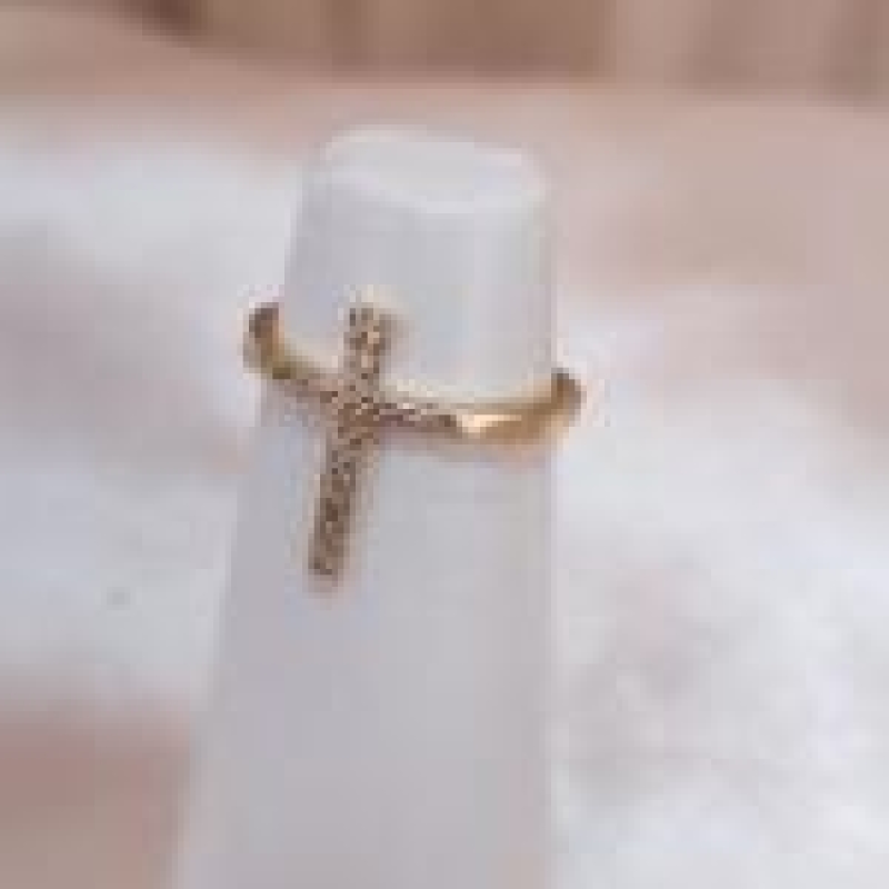 ANEL CRUZ CRAVEJADA ZIRCONIA