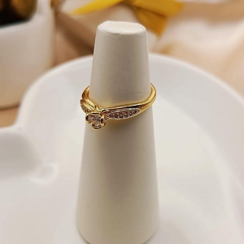 ANEL SOLITARIO CRAVEJADO EM MICRO ZIRCONIA