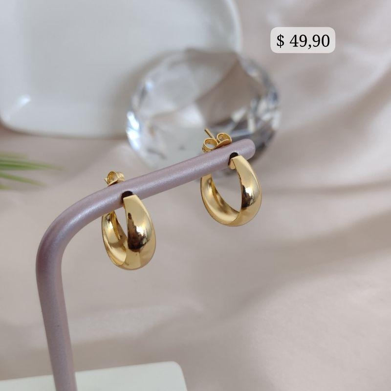 ARGOLA BOLEADA LARGA NO MEIO LISA M