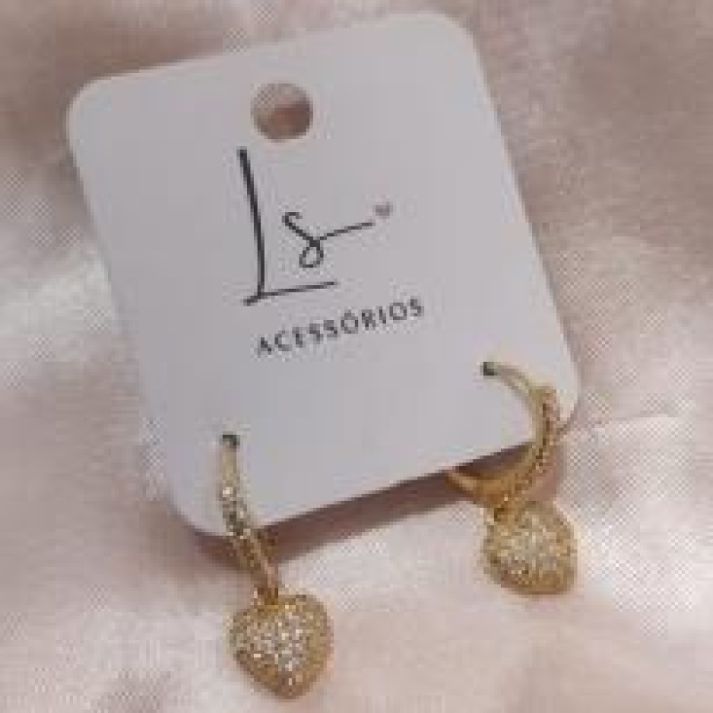 BRINCO ARGOLA COM CORAÇÃO ZIRCONIA CRAVEJADO