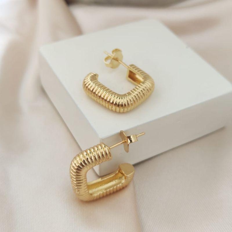 BRINCO ARGOLA QUADRADA SANFONADA