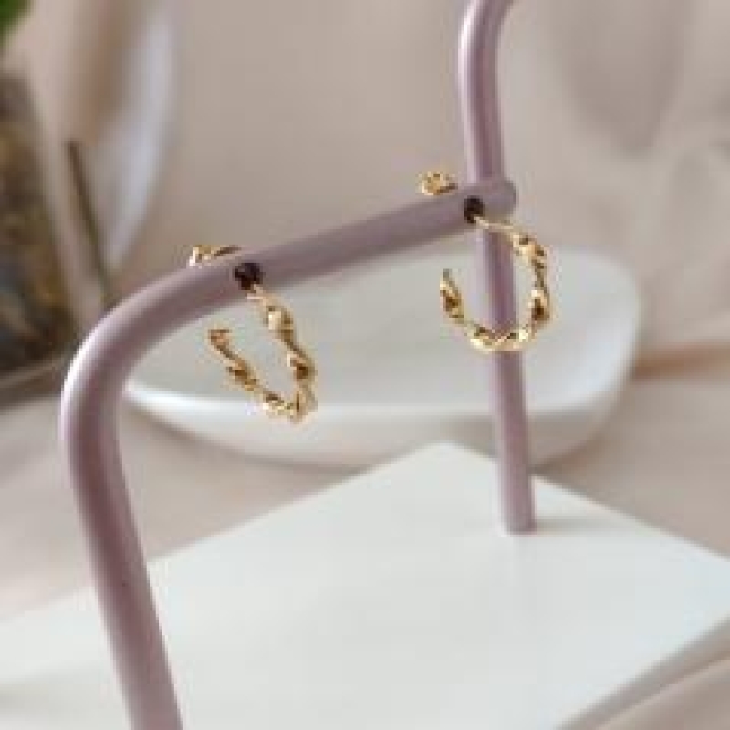 BRINCO ARGOLA TORCIDA LISA 15MM