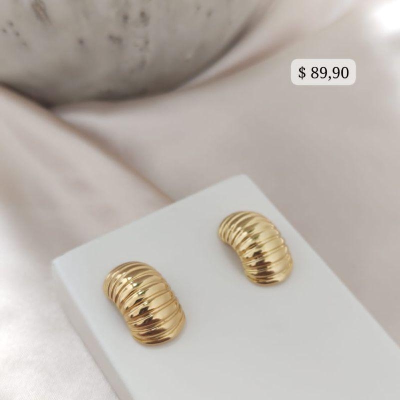 BRINCO COM FORMATO TEXTURIZADO