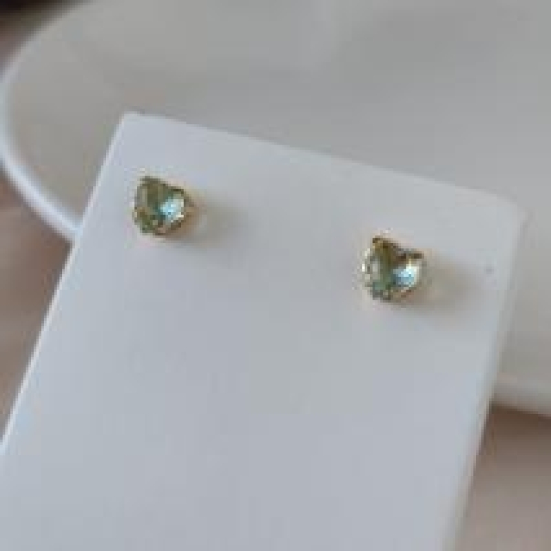 BRINCO CORAÇÃO VERDE CLARO 6MM