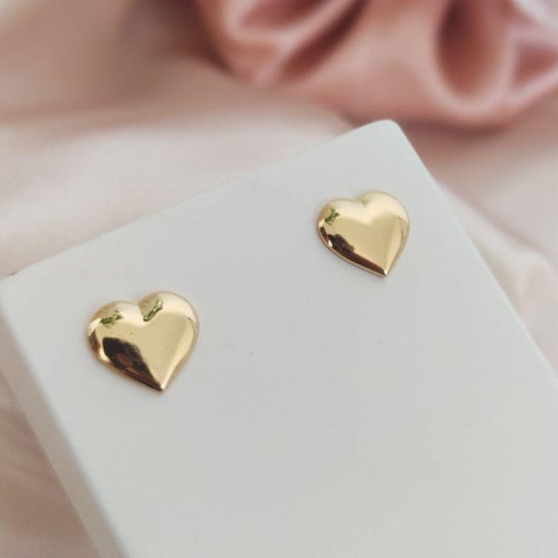 BRINCO DE CORAÇÃO LISO 10MM