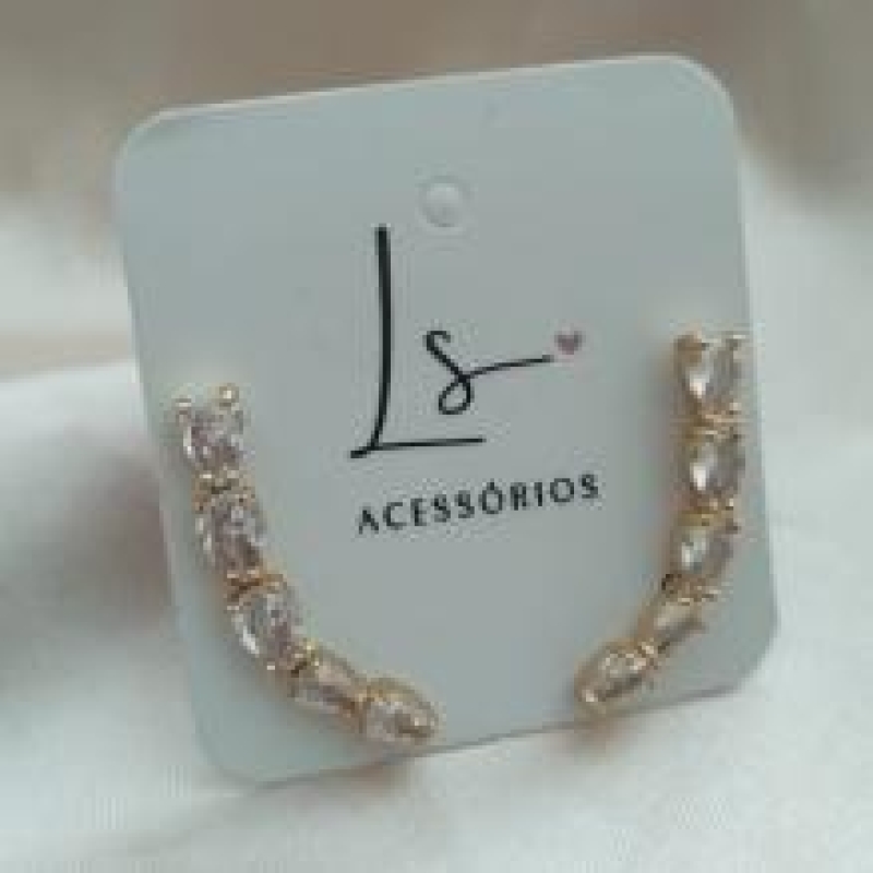 BRINCO EARCUFF PEDRAS GOTAS EM ZIRCONIA