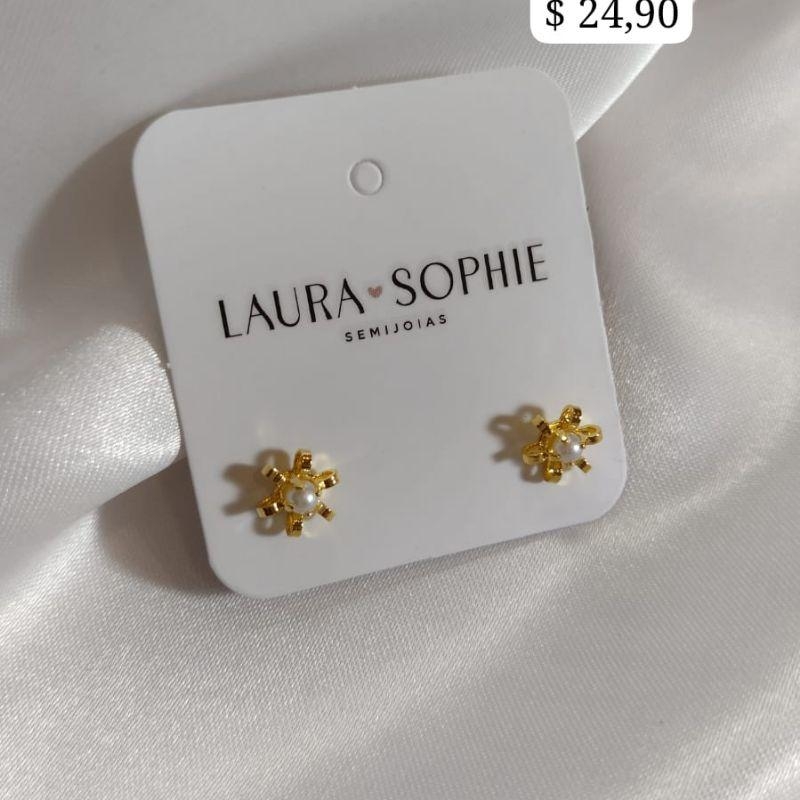 BRINCO FLOR COM PÉROLA