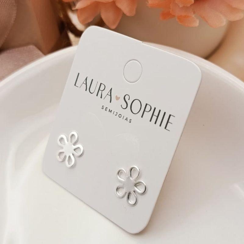 BRINCO FLOR COM PETALAS VAZADAS