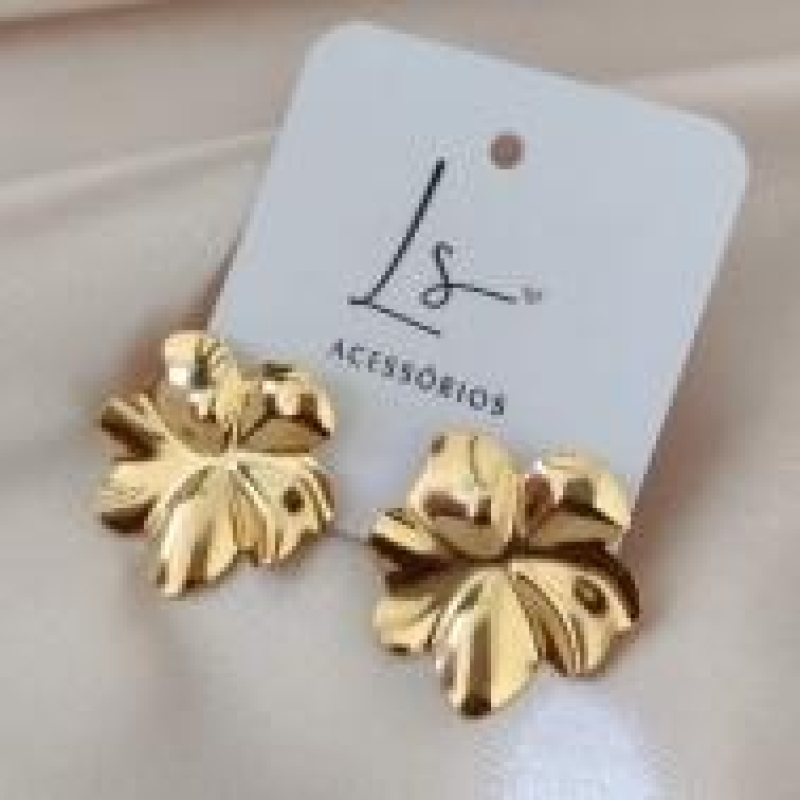 BRINCO FLOR ONDULADA