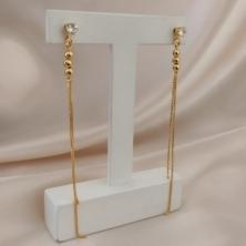 BRINCO LONGO VENEZIANA COM PONTO DE LUZ E ESFERAS