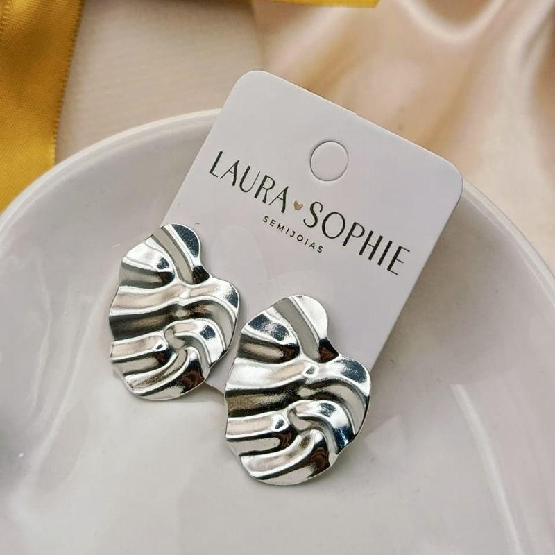 BRINCO ORGANICO EM FORMA DE FOLHA