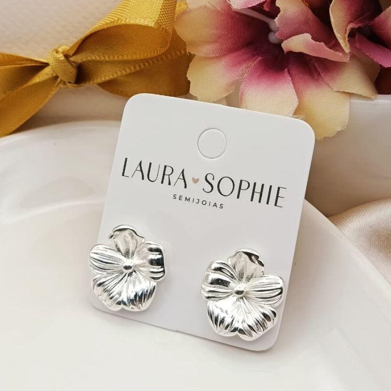 BRINCO ORGANICO FLOR COM MINI ESFERA NO MEIO