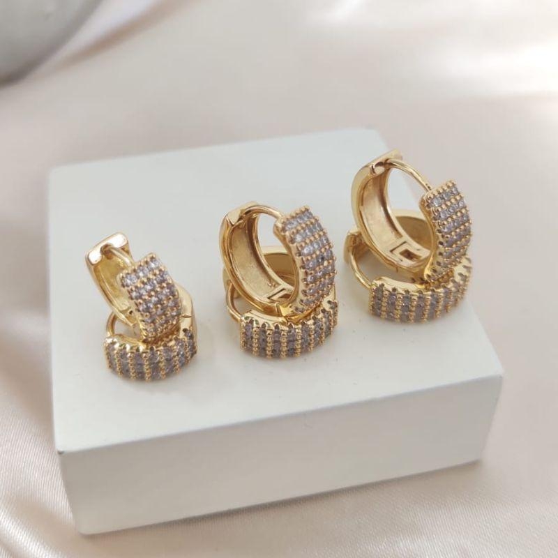 BRINCO TRIO DE ARGOLA COM 3 FILAS DE ZIRCONIA SEM BORDA