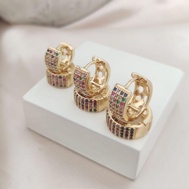 BRINCO TRIO DE ARGOLA COM 4 FILA DE ZIRCONIA COLORIDAS