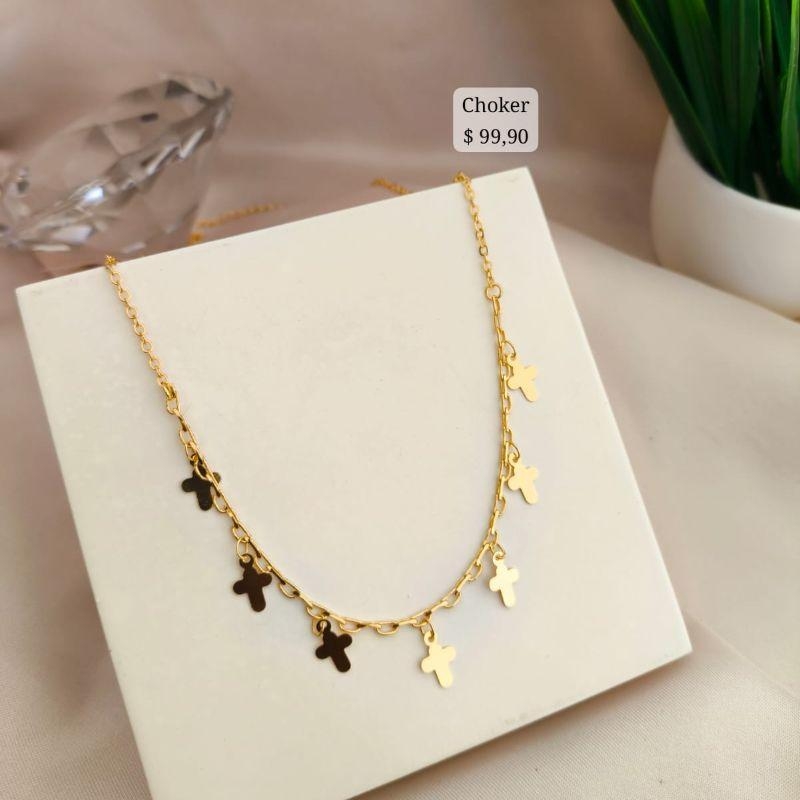 CHOKER CARTIER E ELO DE PORTUGUES COM CRUZ EM CHAPINHAS