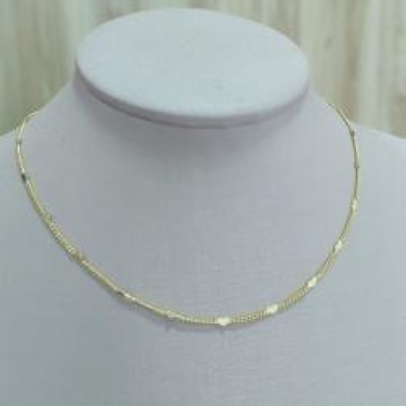 CHOKER ELO GROUMET MINI PLACAS DE CORAÇÃO