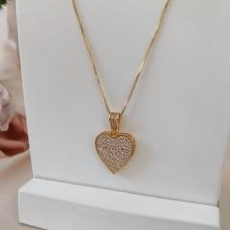COLAR VENEZIANA PINGENTE CORAÇÃO CRAVEJADO ZIRCONIA