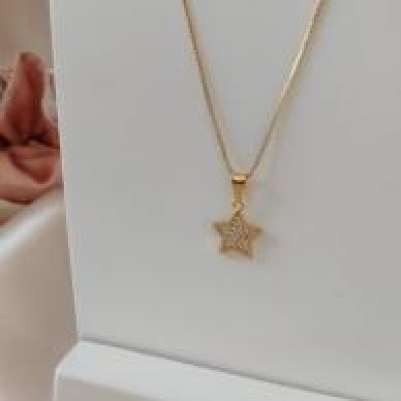 COLAR VENEZIANA PINGENTE ESTRELA CRAVEJADA ZIRCONIA