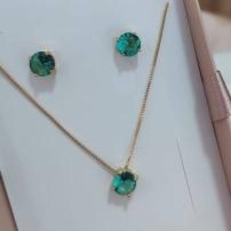 CONJUNTO VENEZIANA PEDRA REDONDA VERDE 7MM