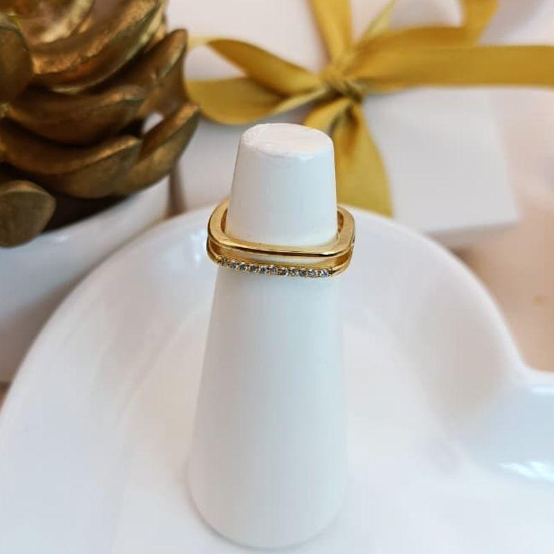 ANEL QUADRADO DUPLO LISO E CRAVEJADO EM MICRO ZIRCONIA