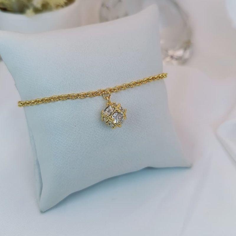 PULSEIRA COM PINGENTE BOLA DE ZIRCONIA