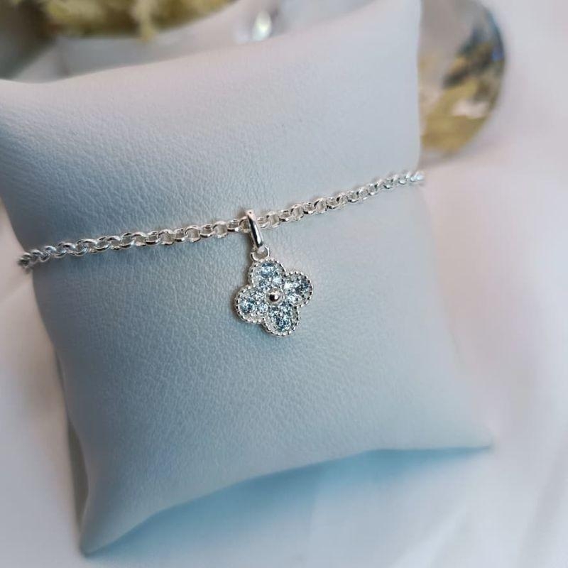 PULSEIRA DE FLOR DE QUATRO FOLHAS COM ZIRCONIA