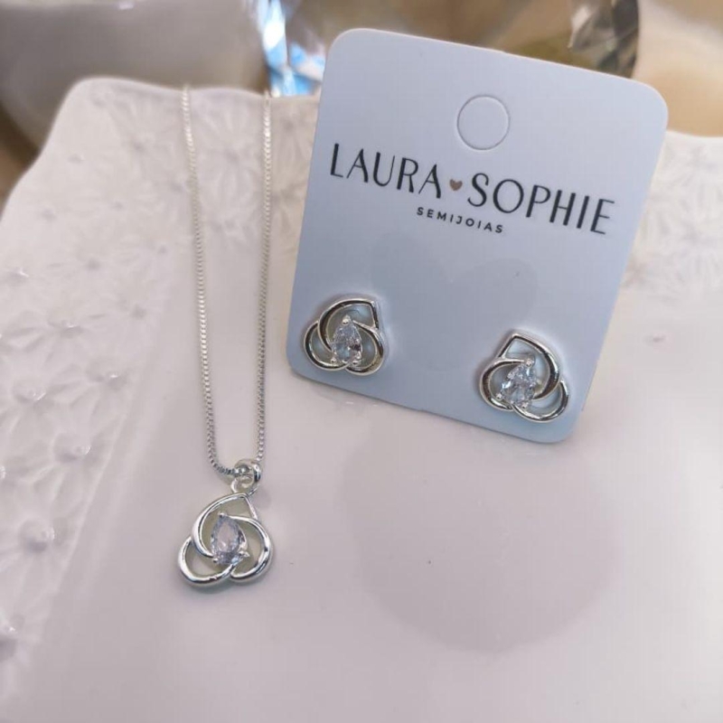 CONJUNTO FLOR ESPIRALE GOTA DE ZIRCONIA NO MEIO