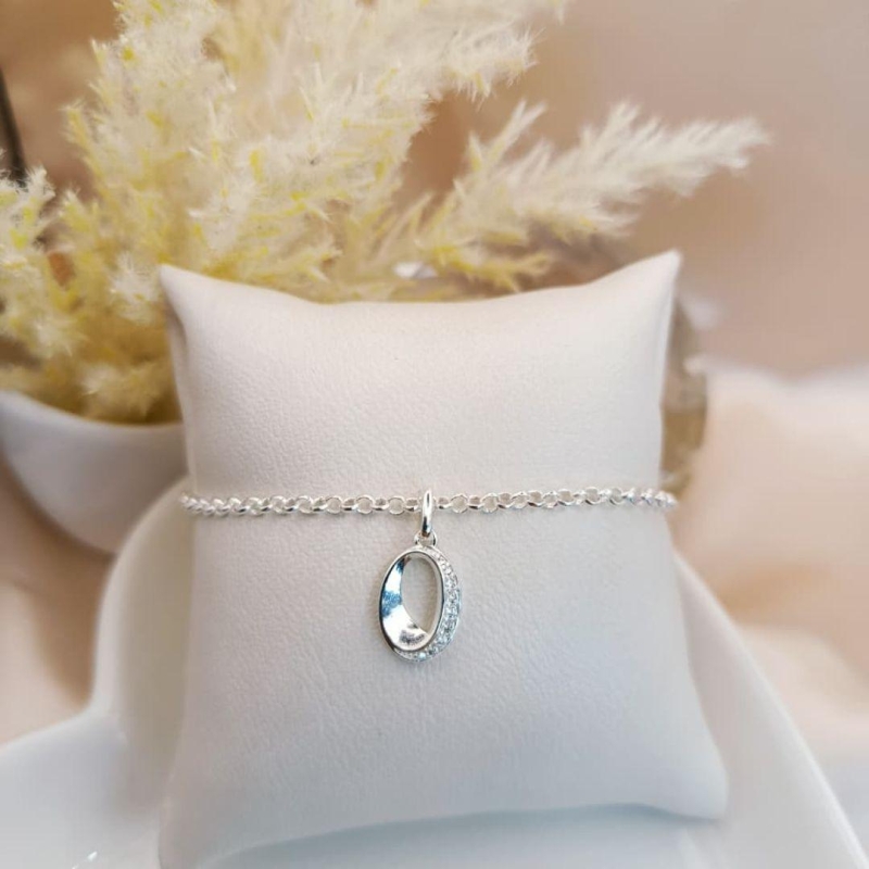 PULSEIRA OVAL EM 3D LISA E CRAVEJADO EM MICRO ZIRCONIA
