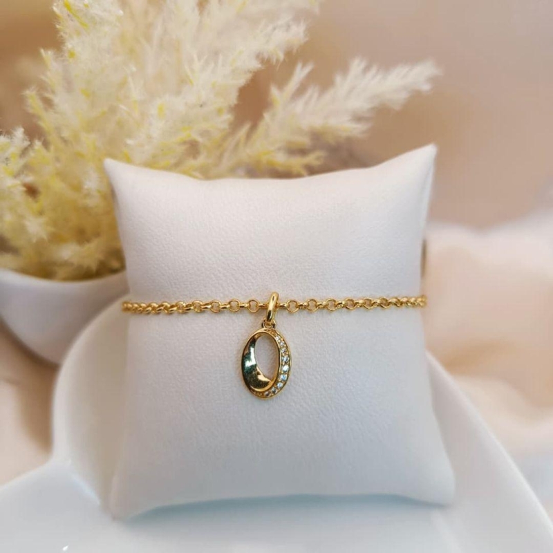 PULSEIRA OVAL EM 3D LISA E CRAVEJADO EM MICRO ZIRCONIA