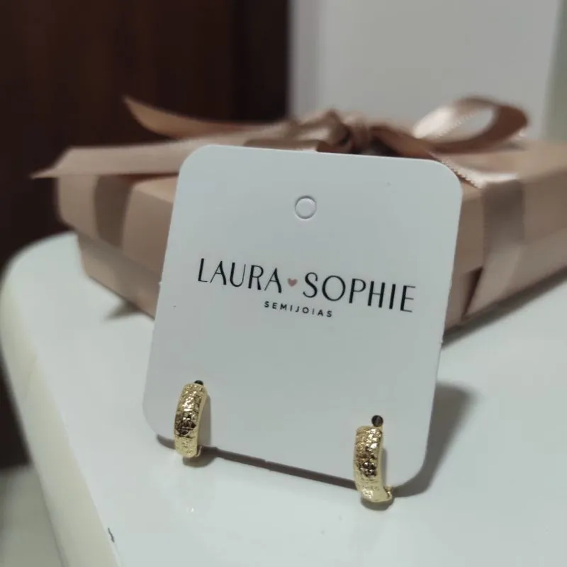 ARGOLA COM DETALHE FOSCO