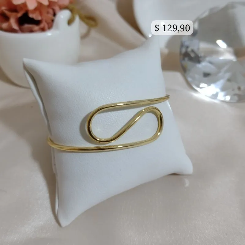 BRACELETE LISO COM CURVAS REGULAVEL BRACELETE LISO COM CURVAS REGULAVEL