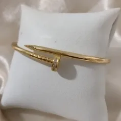 BRACELETE PREGO CRAVEJADO ZIRCONIA