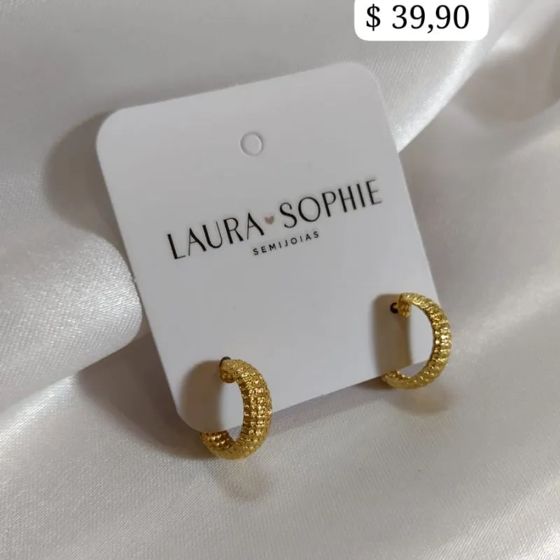 BRINCO ARGOLA COM DETALHE CRAQUELADO