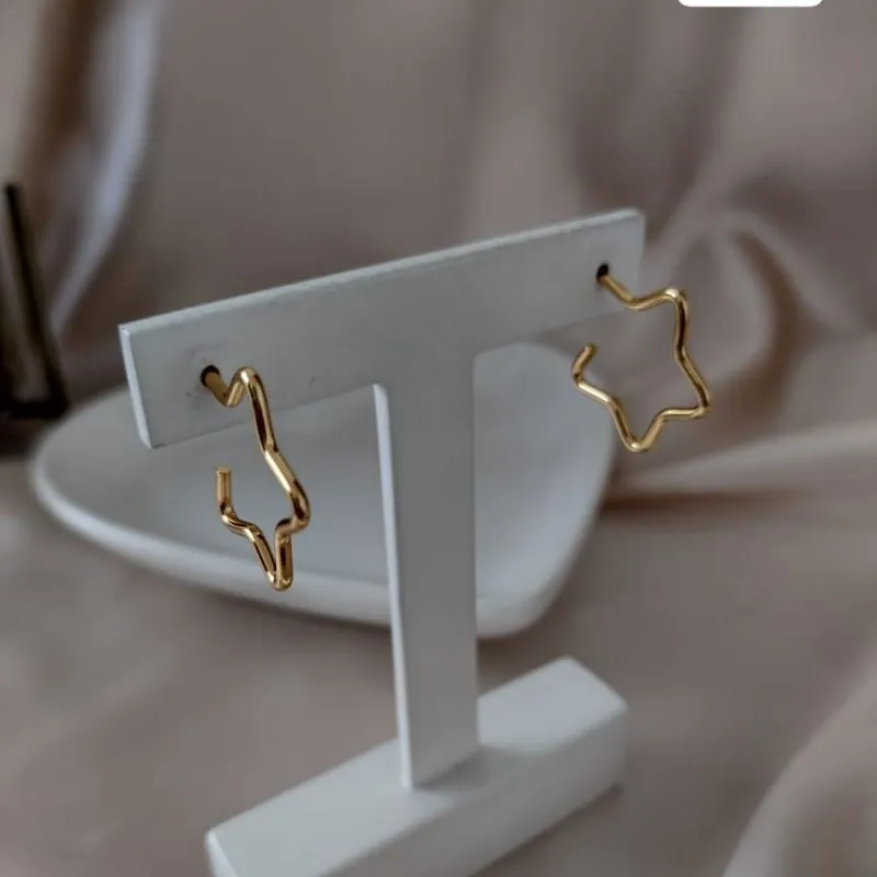 BRINCO ARGOLA ESTRELA LISA