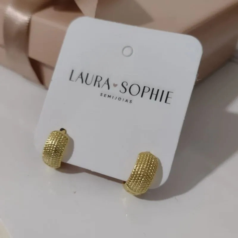 BRINCO ARGOLA FOSCA CRAQUELADA NA FRENTE BRINCO ARGOLA FOSCA CRAQUELADA NA FRENTE