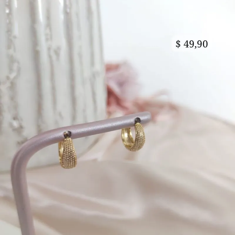 BRINCO ARGOLA FOSCA NA FRENTE G BRINCO ARGOLA FOSCA NA FRENTE G