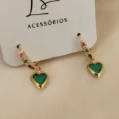 BRINCO ARTICULADOR CRAVEJADO ZIRCONIA COLORIDA COM CORAÇÃO VERDE BRINCO ARTICULADOR CRAVEJADO ZIRCONIA COLORIDA COM CORAÇÃO VERDE