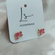 BRINCO BARBIE ROSA RASINADO BRINCO BARBIE ROSA RASINADO