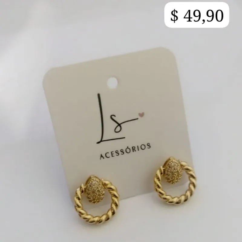 BRINCO CIRCULO TRANSSADO COM GOTA DE ZIRCONIA BRINCO CIRCULO TRANSSADO COM GOTA DE ZIRCONIA