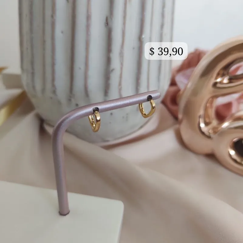 BRINCO DE ARGOLAS DE CORAÇÃO LISA M BRINCO DE ARGOLAS DE CORAÇÃO LISA M