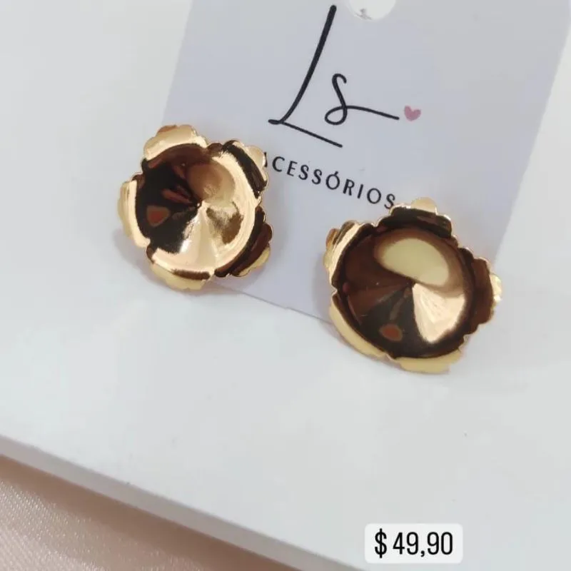 BRINCO DE FLOR PLACA LISA